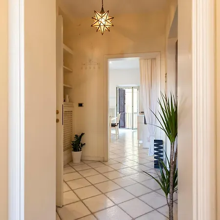 Redseven アパート ローマ